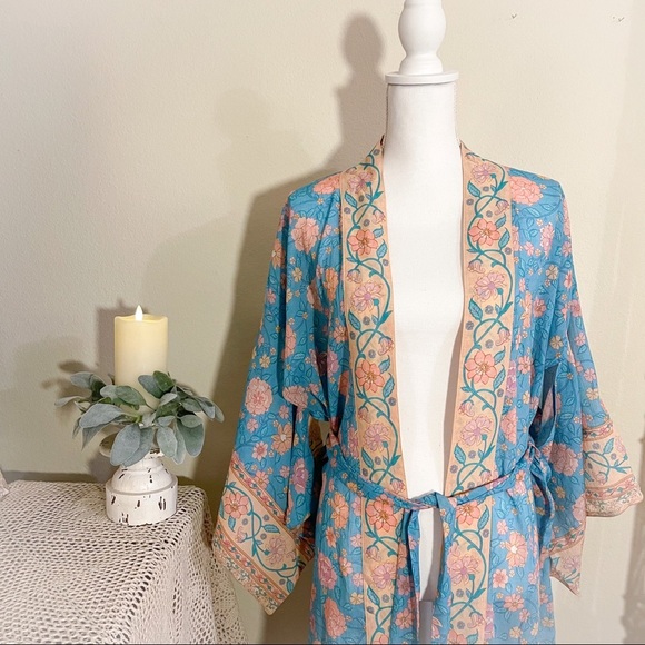 Spell Love Story Midi Robe / Kimono - Picture 7 of 15